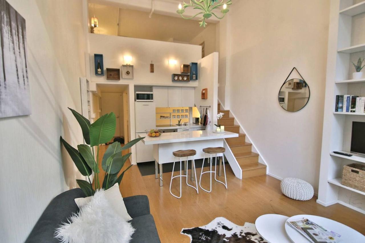 Stylish Unique Loft Superb Location On Queen St Apartment Auckland